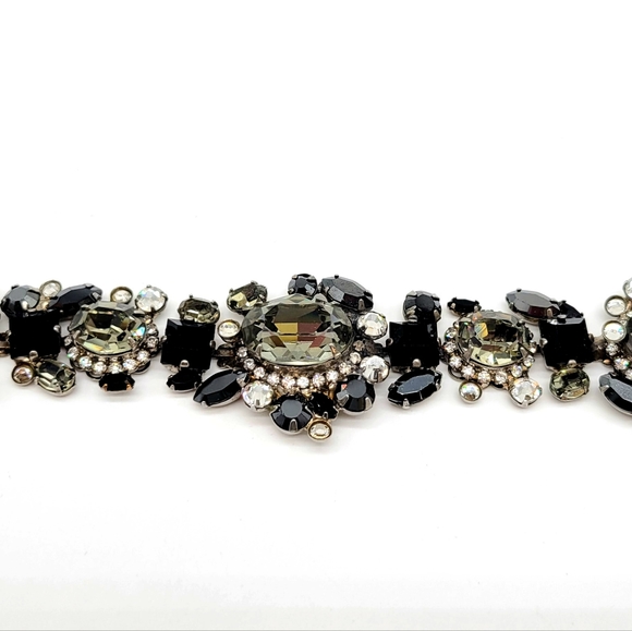 Sorrelli Midnight Moon Retired Swarovski Crystal Statement Bracelet Silver - Picture 8 of 11